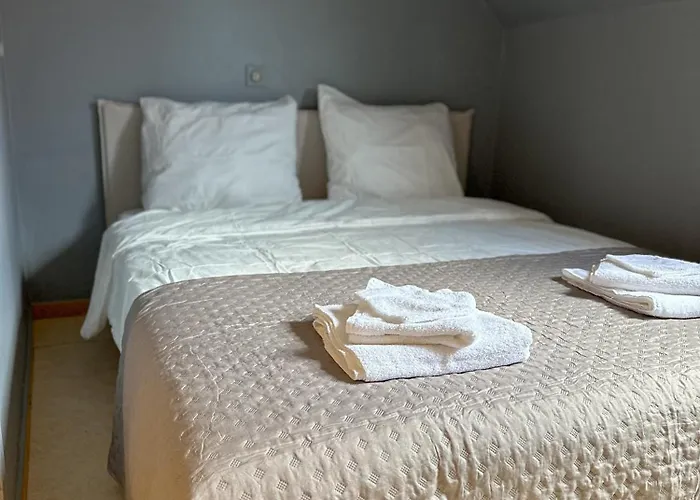 Apartment Near Brussels City Center & Midi Station